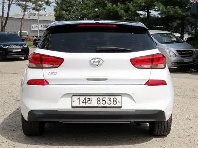 Hyundai i30 2017, 118934 км, за 11300000 KRW