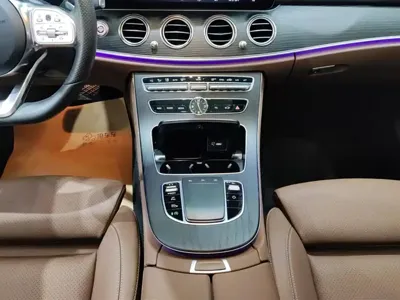Mercedes-Benz E-Class 2020, 69400 км, за 206800 CNY - фото 16