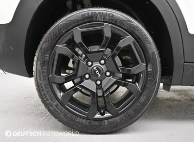 Kia Seltos 2023, 24243 км, за 17148.79 USD