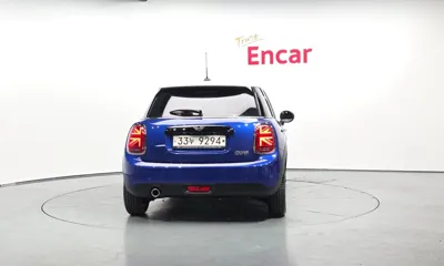 MINI Cooper 2019, 19280 км, за 14900000 KRW