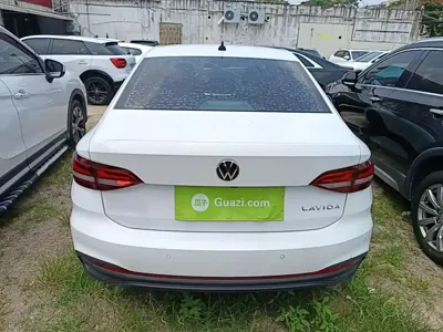 Volkswagen Lavida 2022, 90700 км, за 54800 CNY - фото 6