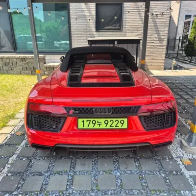 Audi R8 2017, 72000 км, за 130000000 KRW