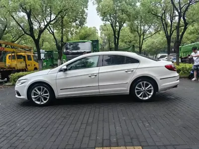 Volkswagen CC 2011, 130000 км, за 23800 CNY