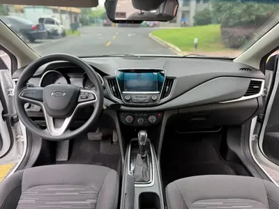 Chevrolet Monza 2020, 80000 км, за 20500 CNY - фото 7