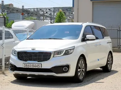 Kia Canival · 2017 год