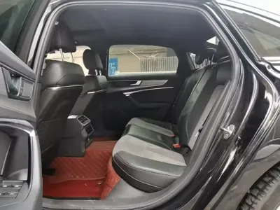 Audi A6L 2022, 91000 км, за 188000 CNY - фото 9