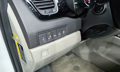 Kia Canival 2018, 170144 км, за 12300000 KRW - фото 16