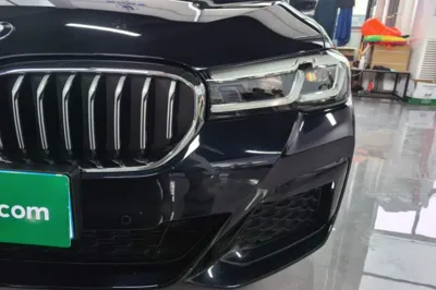 BMW 5 Series 2023, 37600 км, за 260967.24 CNY - фото 8