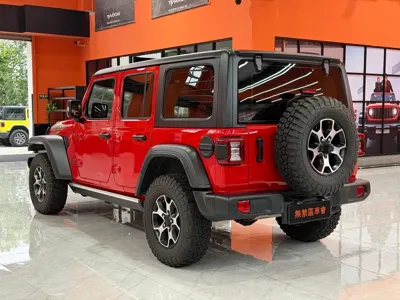 Jeep Wrangler 2022, 22000 км, за 298000 CNY