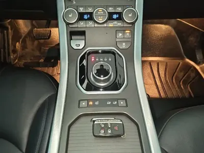Land Rover Evoque 2017, 32500 км, за 78300 CNY - фото 14