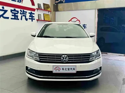 Volkswagen Lavida 2016, 136400 км, за 34800 CNY