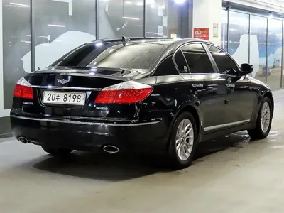 Hyundai Genesis 2010, 184496 км, за 2900000 KRW