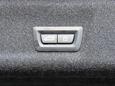 BMW 3-Series 2021, 157024 км, за 37490000 KRW - фото 17