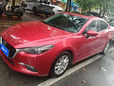 Mazda 3 Axela · 2017 год
