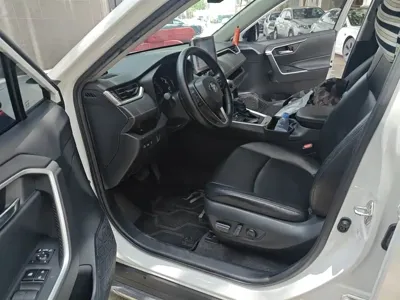 Toyota RAV4 2022, 46000 км, за 95500 CNY - фото 17