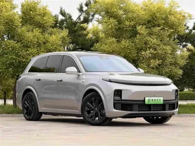 Li Auto Li L8 2023, 38000 км, за 205799 CNY