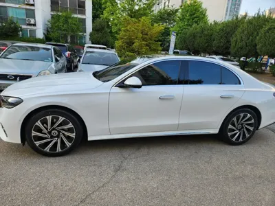 Mercedes-Benz E-Class 2026, 150 км, за 53550000 KRW - фото 2