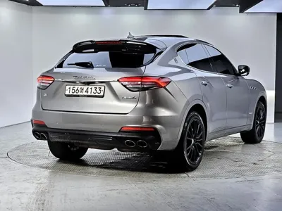 Maserati Levante 2019, 89609 км, за 36700000 KRW