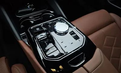 BMW 5-Series 2026, 4781 км, за 95900000 KRW - фото 9