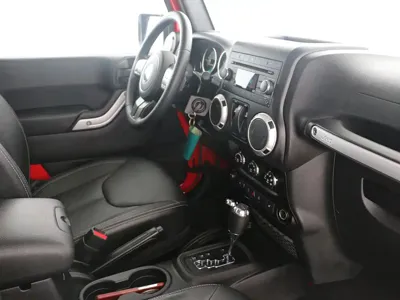 Jeep Wrangler 2016, 128000 км, за 139800 CNY - фото 6