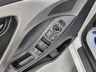 Hyundai Avante 2013, 156129 км, за 3990000 KRW - фото 13