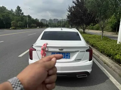 Cadillac CT5 2023, 60000 км, за 131800 CNY