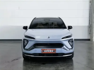Nio ES6 2021, 71600 км, за 93800 CNY