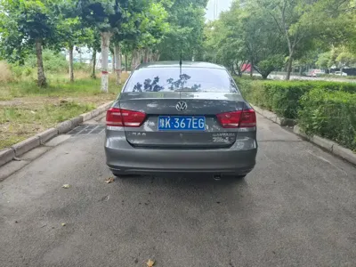 Volkswagen Santana 2014, 140000 км, за 18800 CNY