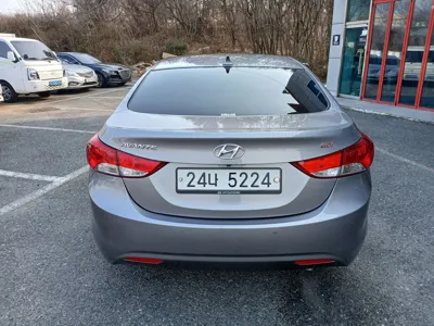 Hyundai Avante 2013, 152963 км, за 4350000 KRW