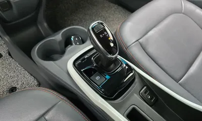 ChevroletGMDaewoo Bolt EV 2018, 94618 км, за 14200000 KRW - фото 9