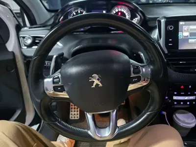 Peugeot 2008 2015, 88000 км, за 5300000 KRW - фото 15