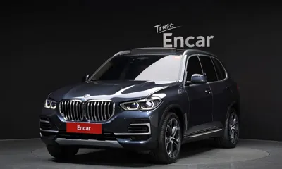 BMW X5 · 2022 год