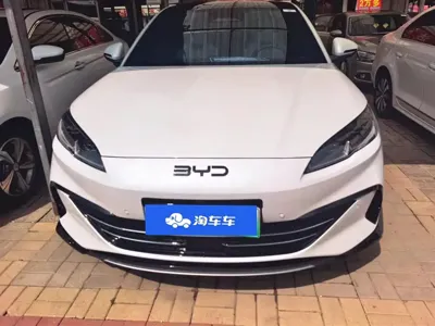 BYD 海豹06 2025, 12500 км, за 75300 CNY