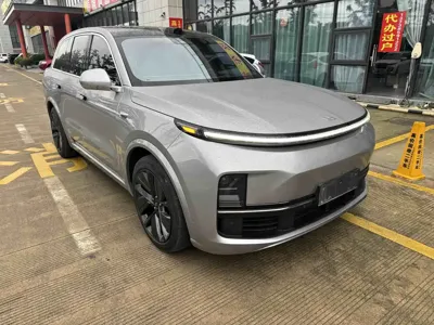 Li Auto Li L8 2022, 43000 км, за 223800 CNY - фото 3