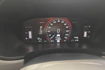 Volvo S90 2017, 88900 км, за 111350.74 CNY - фото 10