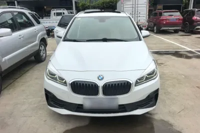 BMW 2 Series Active Tourer 2018, 108600 км, за 59592.06 CNY