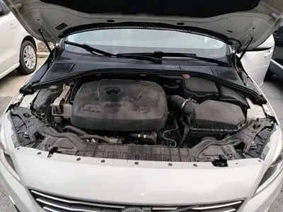 Volvo S60 2015, 176400 км, за 33300 CNY - фото 20