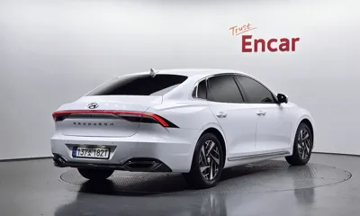 Hyundai Grandeur 2023, 10137 км, за 33800000 KRW