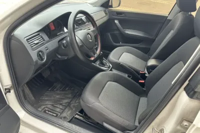 Volkswagen Santana 2019, 73400 км, за 54037.06 CNY - фото 17