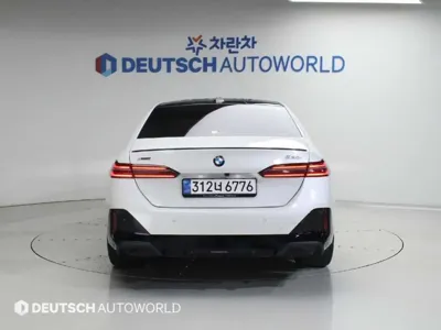 BMW 5-Series 2026, 7903 км, за 107000000 KRW