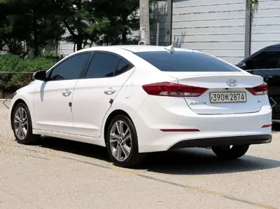 Hyundai Avante 2018, 76963 км, за 5990000 KRW