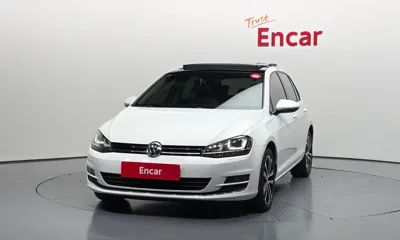 Volkswagen Golf 2015, 128202 км, за 8700000 KRW