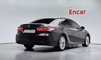 Toyota Camry 2018, 64072 км, за 23900000 KRW