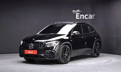 Mercedes-Benz GLA-Class · 2022 год