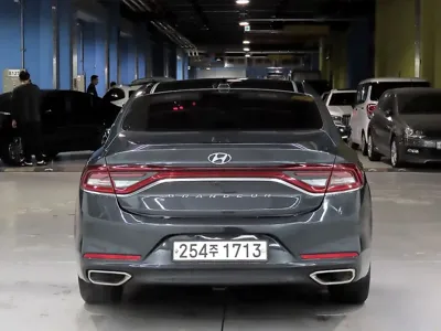 Hyundai Grandeur 2018, 165739 км, за 11690000 KRW