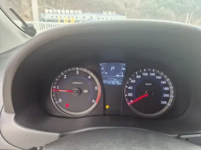 Hyundai Accent 2012, 147879 км, за 3700000 KRW - фото 9