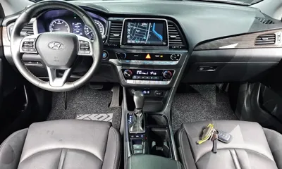 Hyundai Sonata 2019, 142791 км, за 12000000 KRW - фото 7