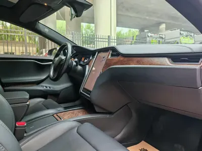 Tesla Model S 2019, 90000 км, за 139000 CNY - фото 12