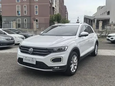 Volkswagen T-Roc · 2021 год