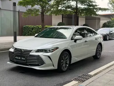 Toyota Avalon · 2022 год